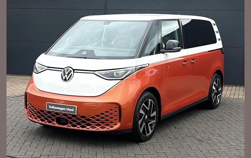 Used VW ID. Buzz Pro 147 kW (200 HP) 2023 White MPV