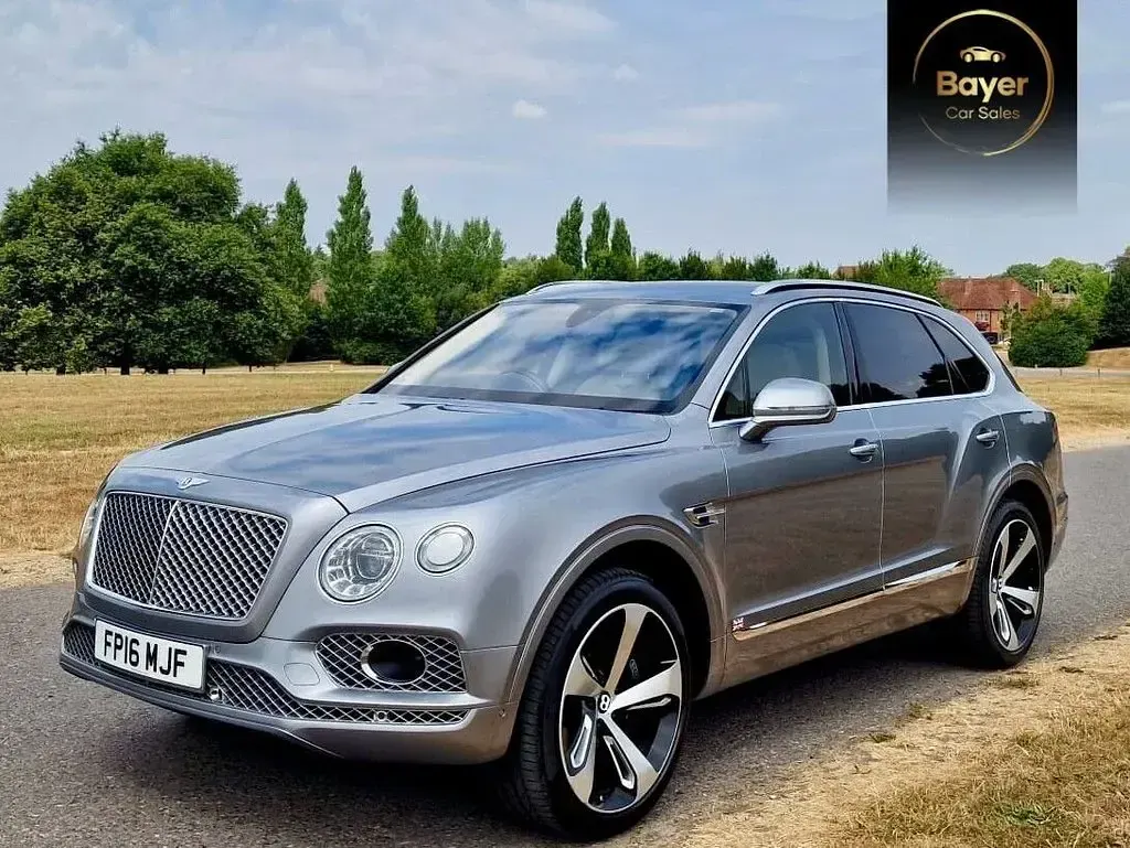 Used Bentley Bentayga 608 HP (447 kW) 2016 Grey SUV