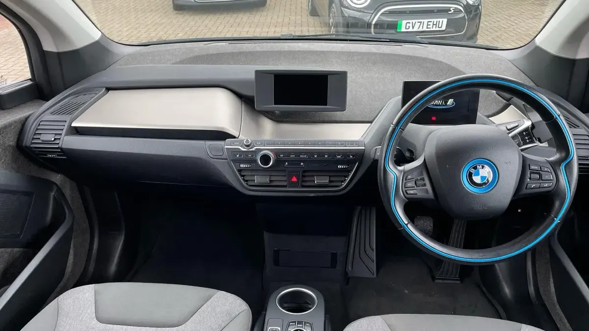 Used BMW i3 Comfort Edition 125 kW (170 HP) 2017 White Hatchback