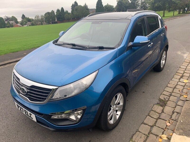 Blue Used 2012 Kia Sportage 2 SUV | £2,695 (Fair price) - Image 1/4