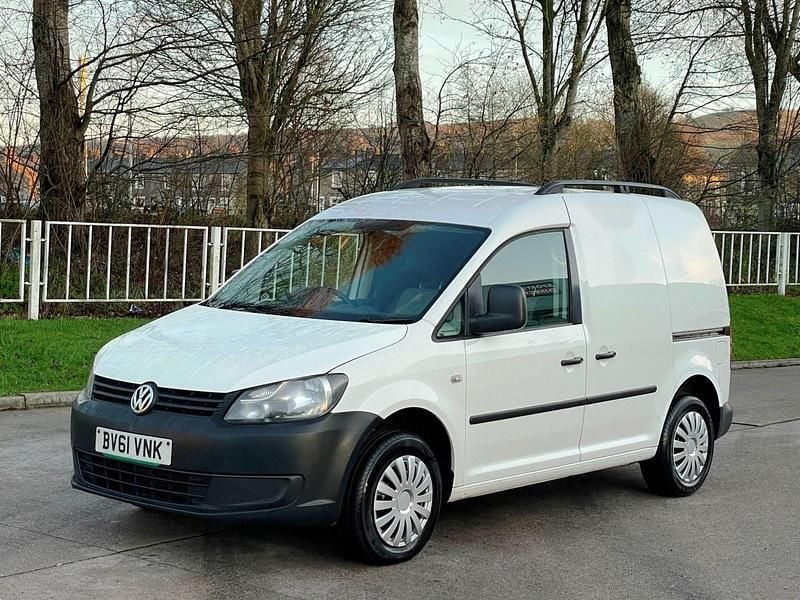 Used VW Caddy 75 HP (55 kW) 2011 White MPV