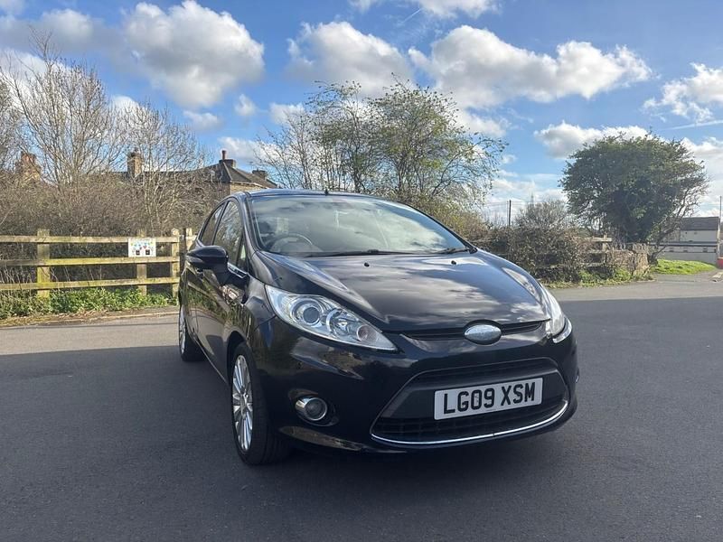 Used Ford Fiesta Titanium 96 HP (70 kW) 2009 Black Hatchback
