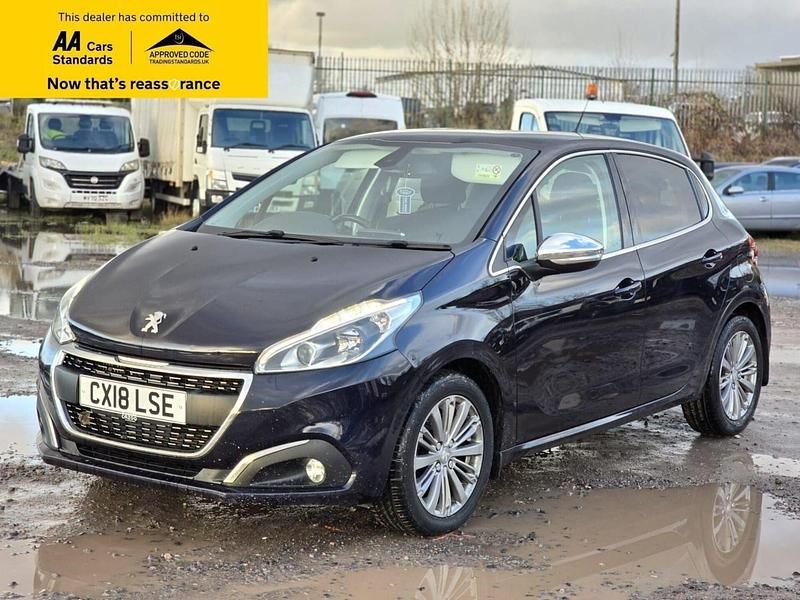 Used Peugeot 208 Allure 110 HP (80 kW) 2018 Blue Hatchback