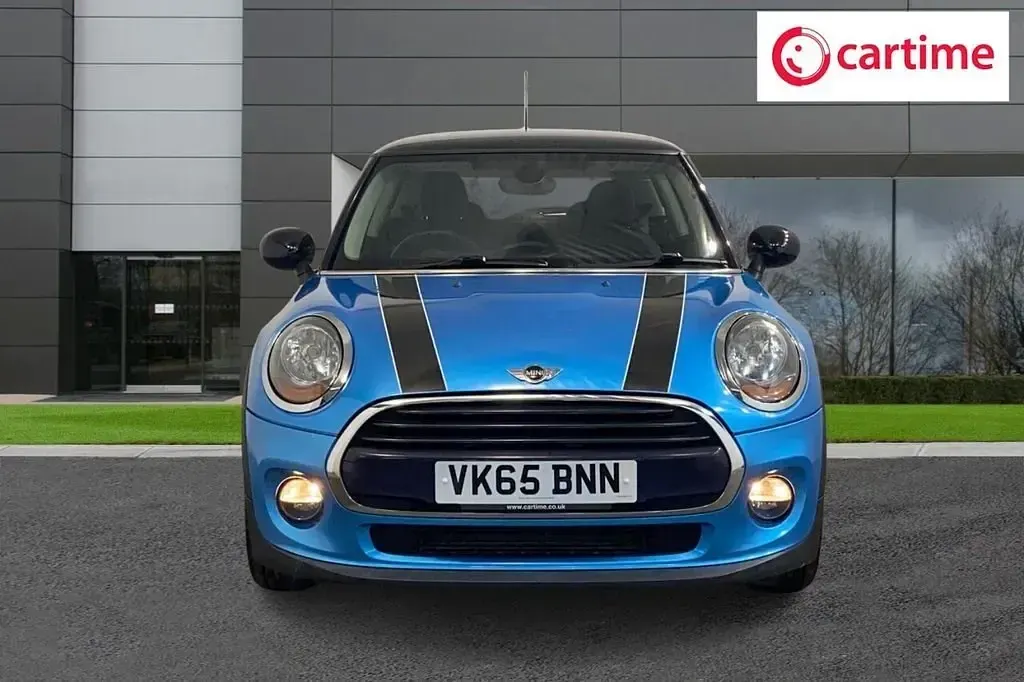Używany Mini Cooper Hatch 136 KM (100 kW) 2015 Niebieski Hatchback