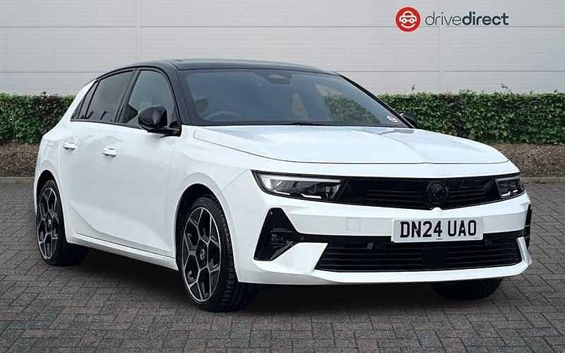 Used Vauxhall Astra Ultimate 131 HP (96 kW) 2025 Hatchback