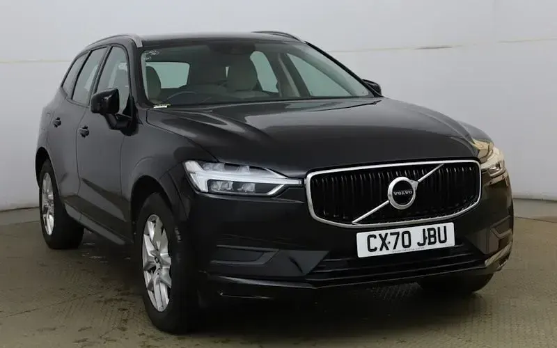 Used Volvo XC60 Momentum 250 HP (183 kW) 2020 SUV