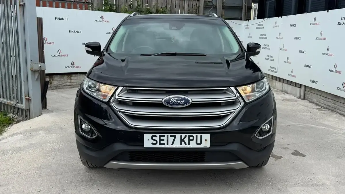 Used Ford Edge Titanium 210 HP (154 kW) 2017 Black SUV