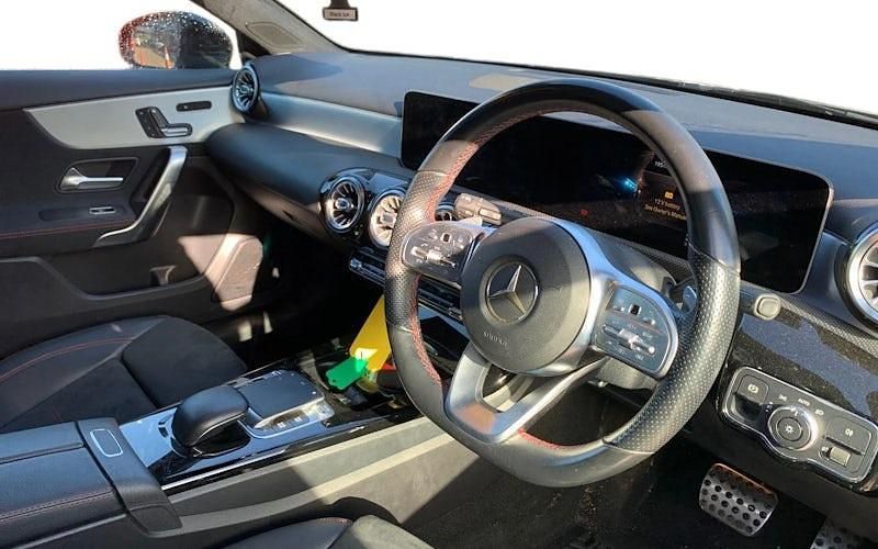 Usado Mercedes A250 AMG Line Premium Plus 224 HP (164 kW) 2021 Citadino
