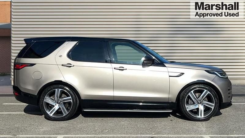 Used Land Rover Discovery 5 SE Dynamic 360 HP (264 kW) 2022 Other SUV