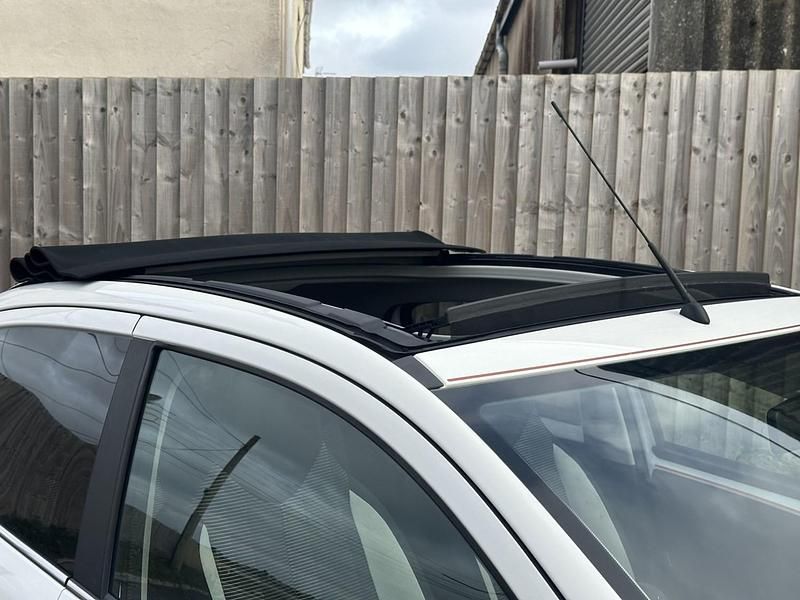 Used Peugeot 108 Roland Garros 2015 White Hatchback