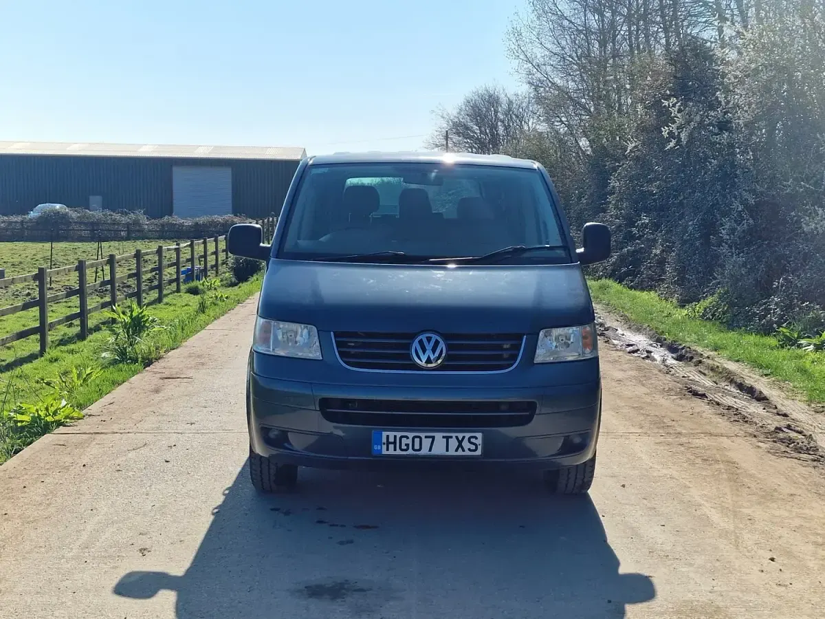 Usado VW Transporter SE 130 HP (95 kW) 2007 Cinzento Van