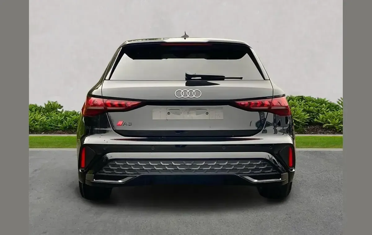 New Audi A3 e-tron S-Line 200 HP (147 kW) 2025 Other Hatchback