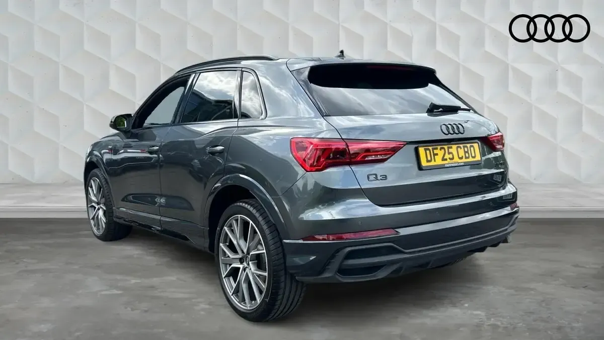 Used Audi Q3 Black Edition 150 HP (110 kW) 2025 Grey SUV