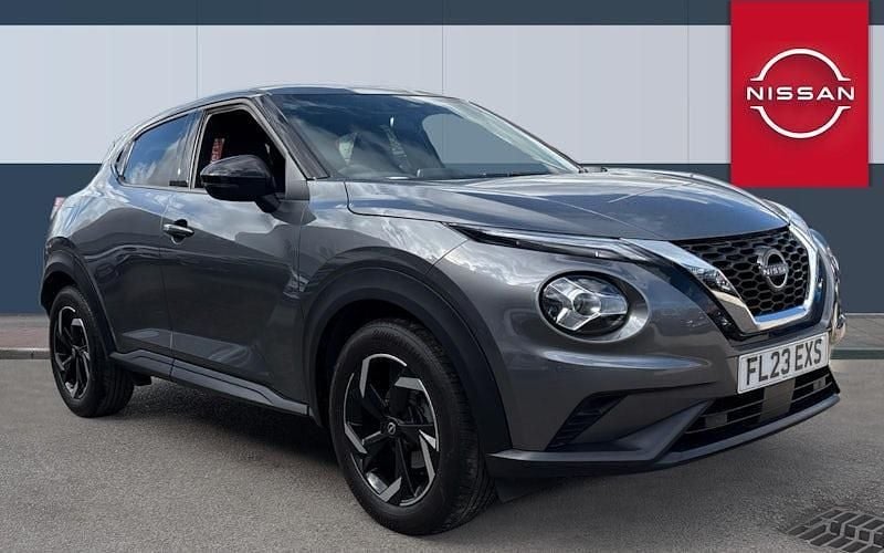Used Nissan Juke N-Connecta 114 HP (83 kW) 2023 Grey SUV