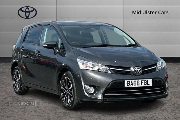 Grey Used 2017 Toyota Verso Design MPV | £15,495 (A bit pricey) - Image 1/4