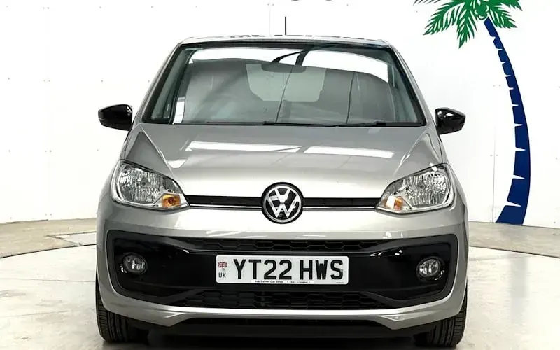 Używany VW up! R-line 65 KM (47 kW) 2022 Srebrny Hatchback