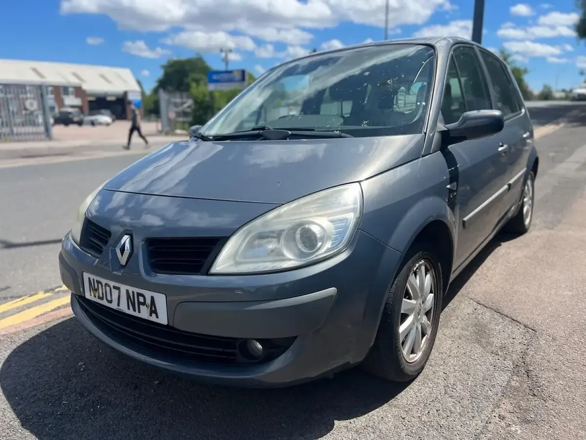 Used Renault Scénic II Dynamique 2007 Grey MPV