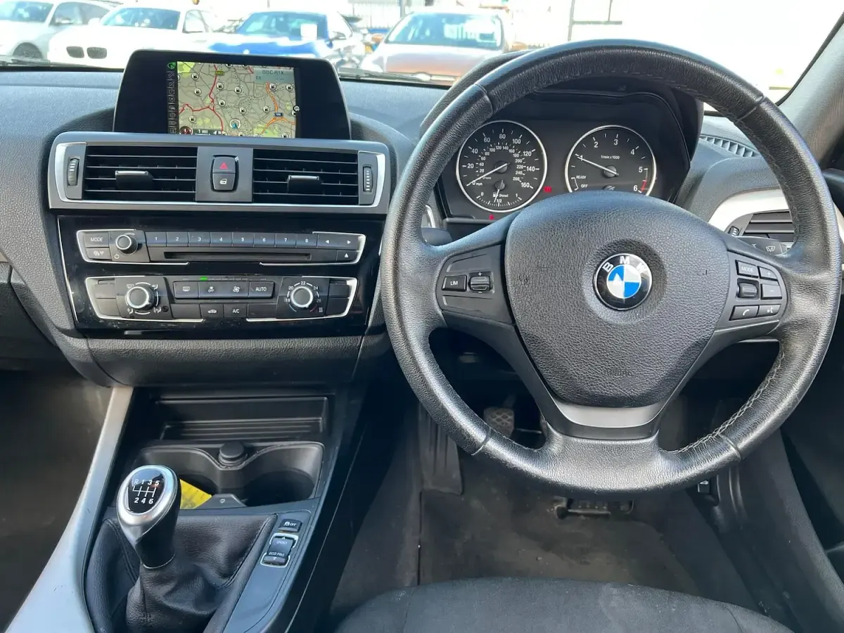 Used BMW 116 Efficient Dynamics 2017 White Hatchback