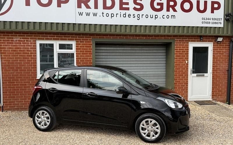 Used 2020 Hyundai i10 SE Hatchback | £6,299 (Super price) - Image 1/4