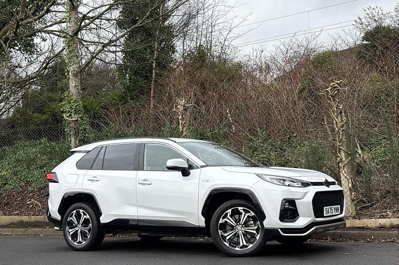 Used Suzuki Across 302 HP (222 kW) 2025 White SUV