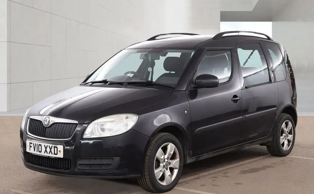 Used Skoda Roomster SE 80 HP (58 kW) 2010 Black MPV