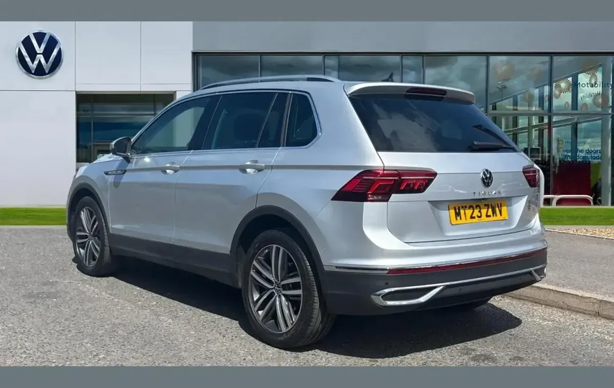 Used VW Tiguan Elegance 150 HP (110 kW) 2023 Silver SUV