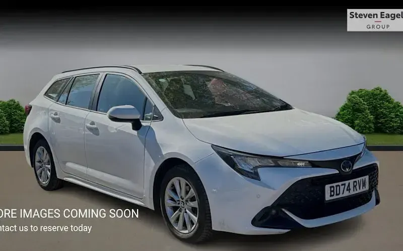 Używany Toyota Corolla 140 KM (102 kW) 2026 Kombi