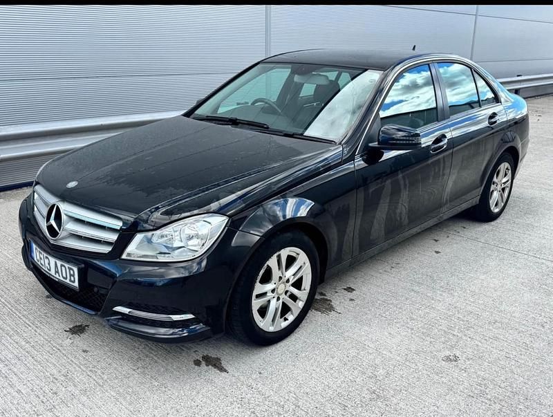 Black Used 2013 Mercedes C180 Executive Sedan | £3,800 (Fair price) - Image 1/4