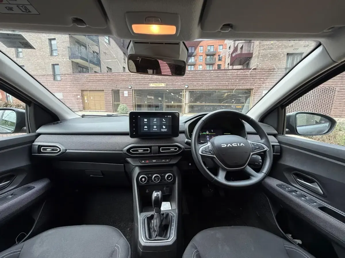 Used Dacia Jogger Expression 141 HP (103 kW) 2025 Grey MPV