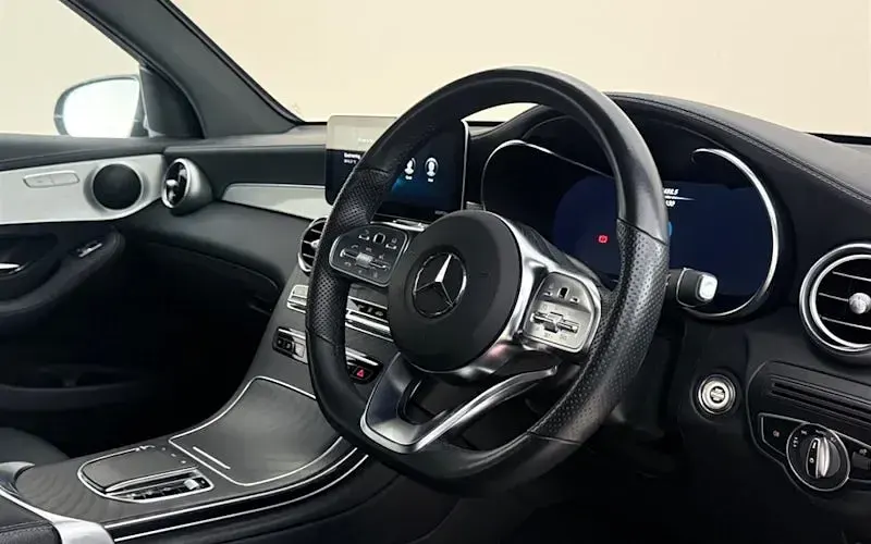 Used Mercedes E300 AMG line 320 HP (235 kW) 2022 Estate