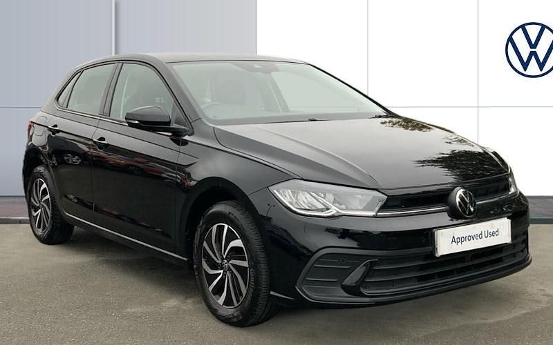 Used 2025 VW Polo Life Hatchback | £14,948 (Good price) - Image 1/4