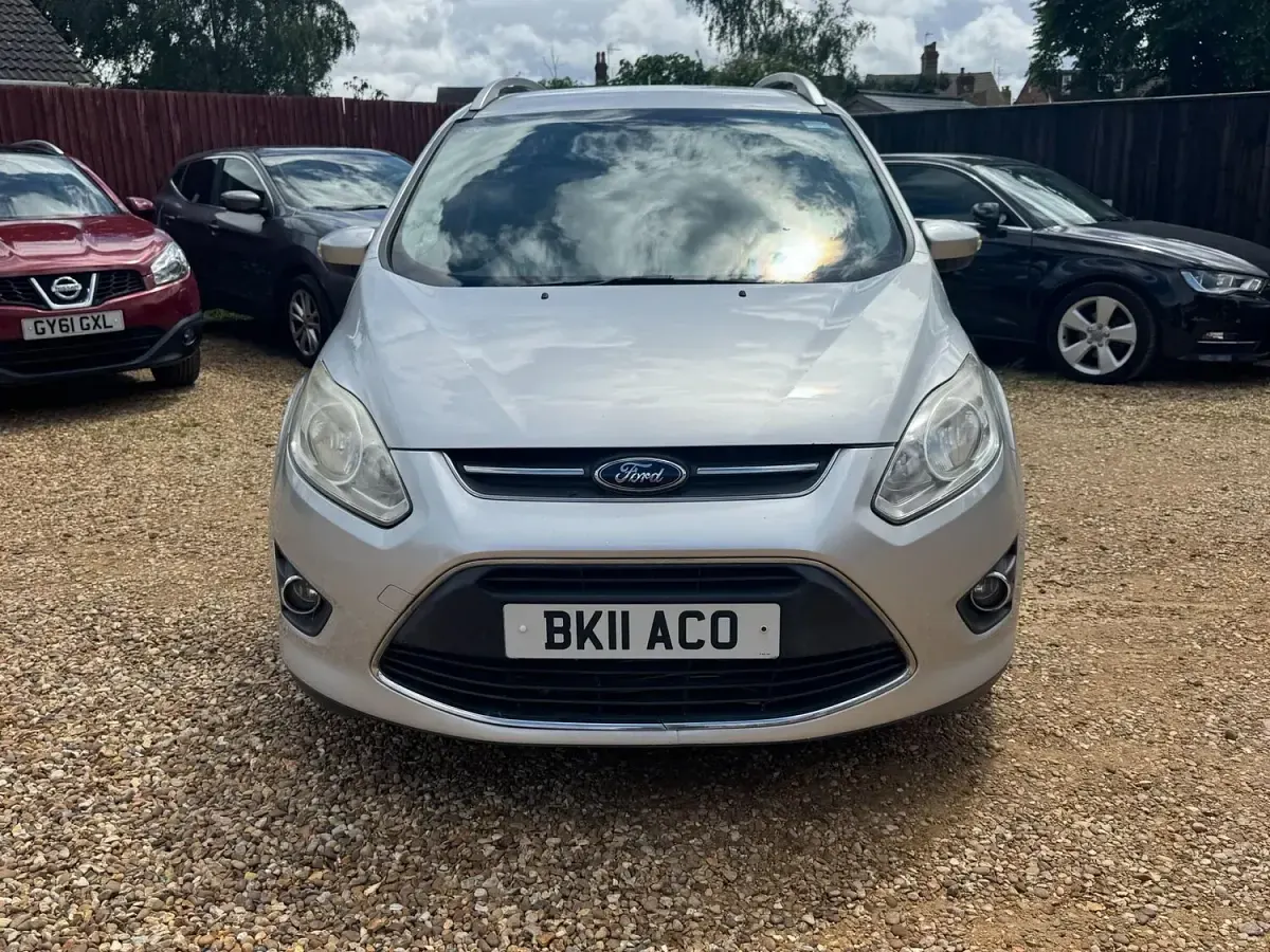 Used Ford Grand C-Max Zetec 115 HP (84 kW) 2011 Silver MPV