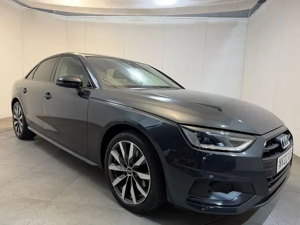 Used Audi A4 Sport 163 HP (119 kW) 2022 Grey Sedan