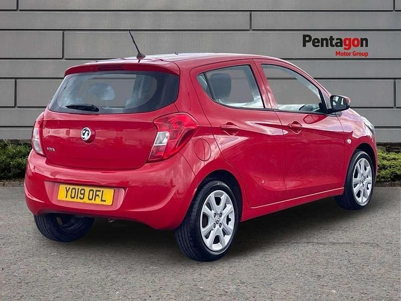 Used Vauxhall Viva 72 HP (52 kW) 2019 Red Hatchback