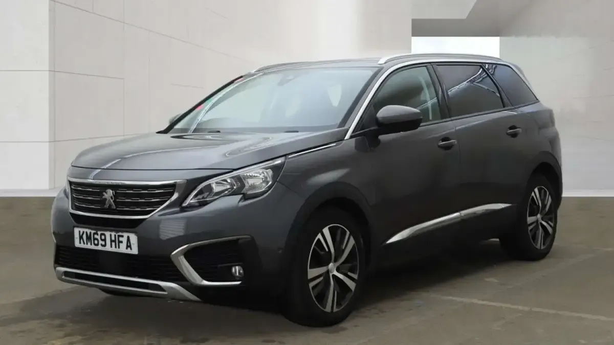 Used Peugeot 5008 Allure 130 HP (95 kW) 2019 Grey SUV