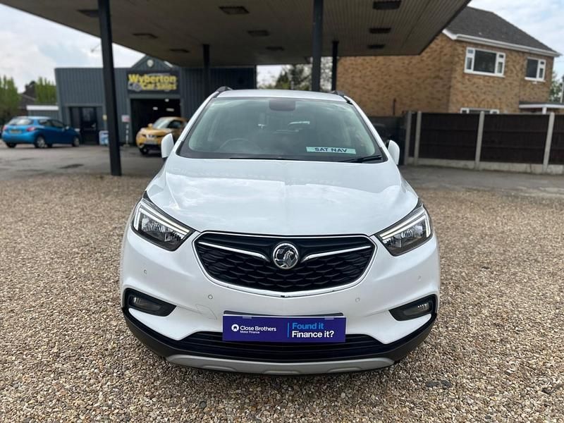 Second-hand Vauxhall Mokka X Design Edition 2018 Alb SUV