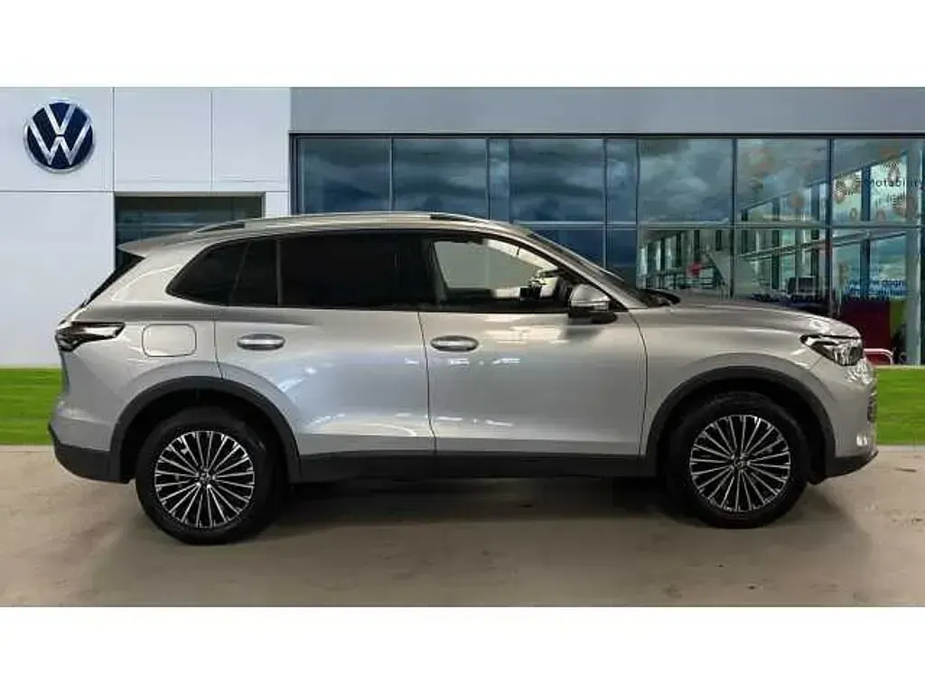 Used VW Tiguan 204 HP (150 kW) 2025 SUV