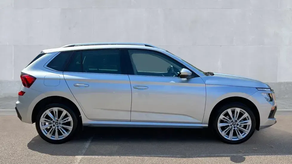 Used Skoda Kamiq SE L 150 HP (110 kW) 2025 Brilliant silver SUV