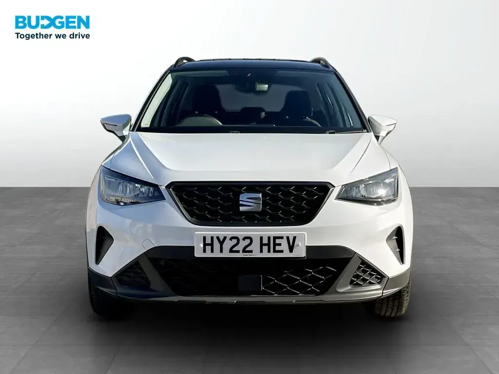 Used Seat Arona SE Technology 2022 White SUV