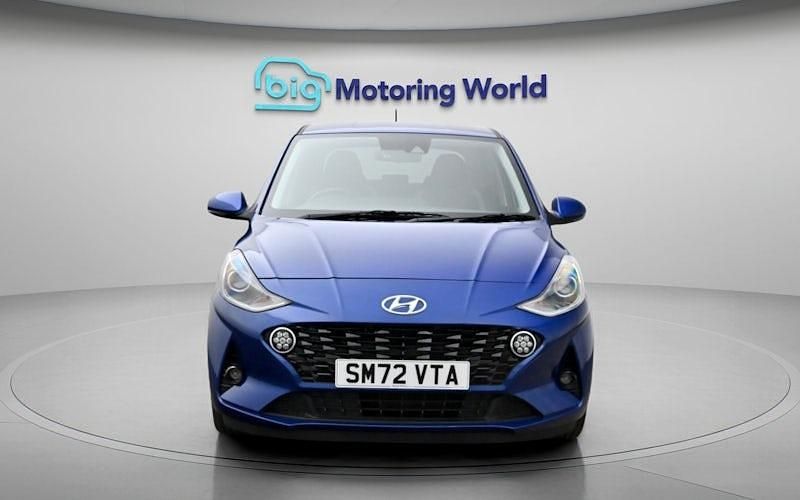 Usado Hyundai i10 Premium 84 CV (61 kW) 2023 Azul Utilitario
