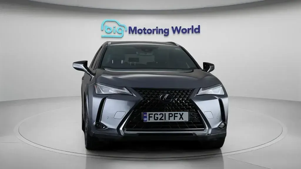 Used Lexus UX 250h 184 HP (135 kW) 2021 Grey SUV