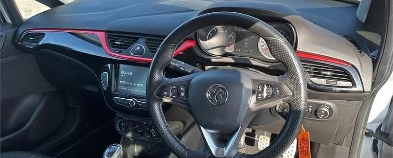 Used Vauxhall Corsa Edition 2016 Summit white Hatchback