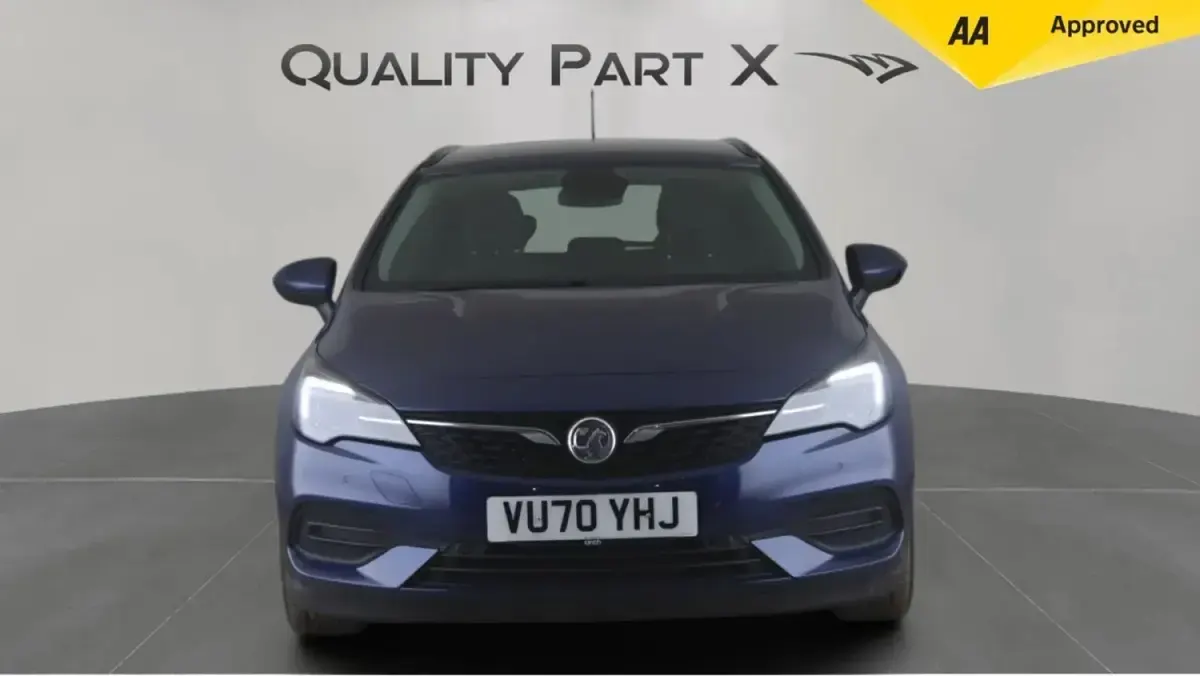 Begagnad Vauxhall Astra Business Edition 2021 Blå Kombi