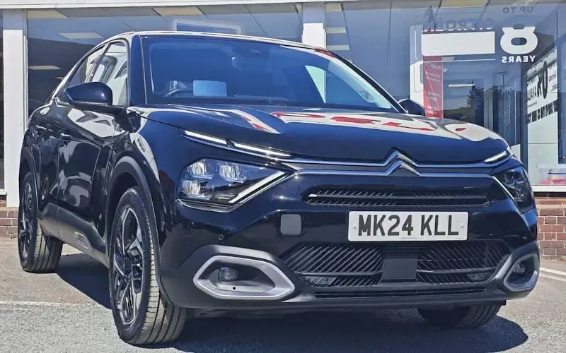 Used Citroën C4 PureTech 131 HP (96 kW) 2024 SUV