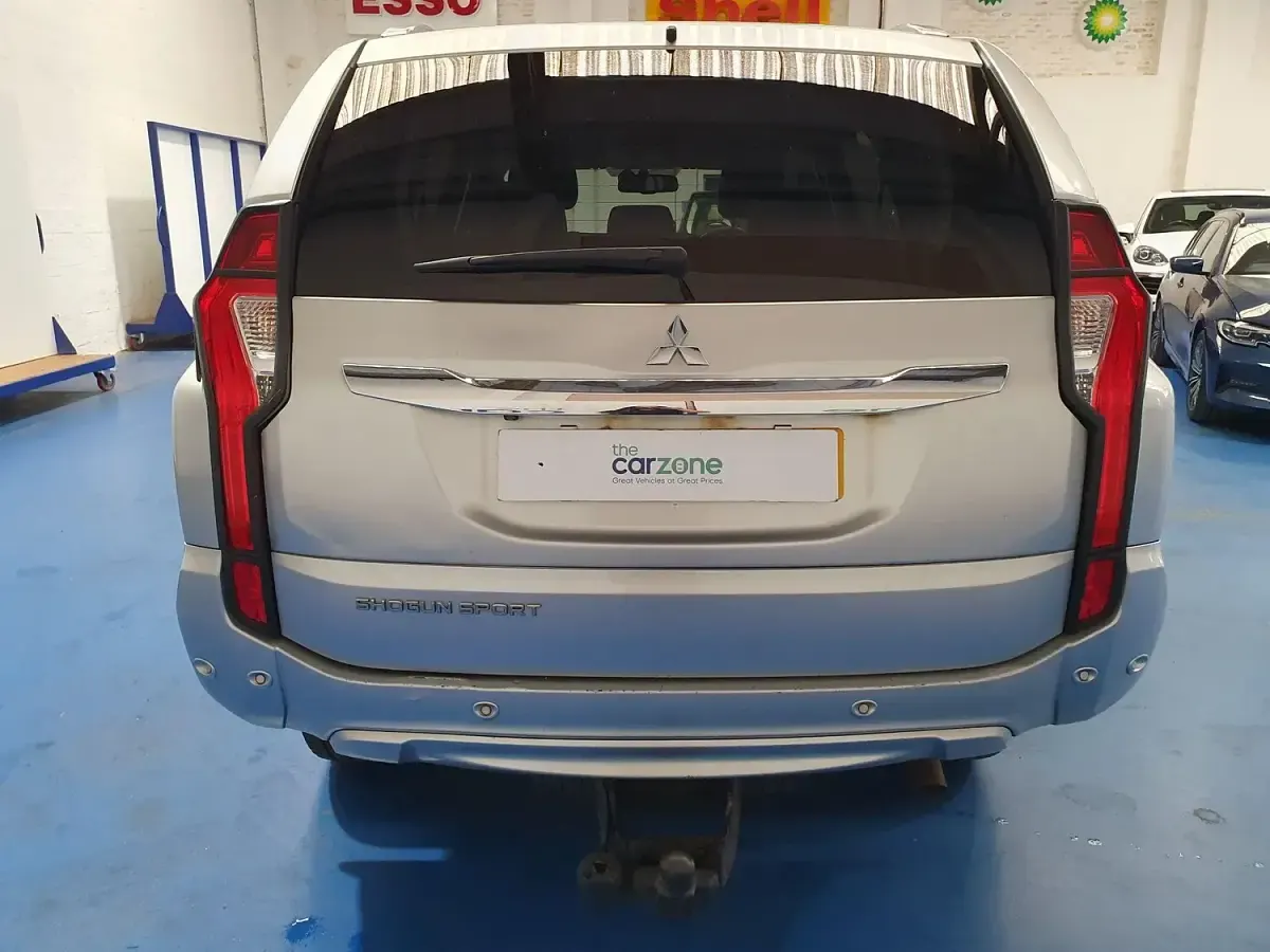 Used Mitsubishi Shogun 2021 Silver SUV
