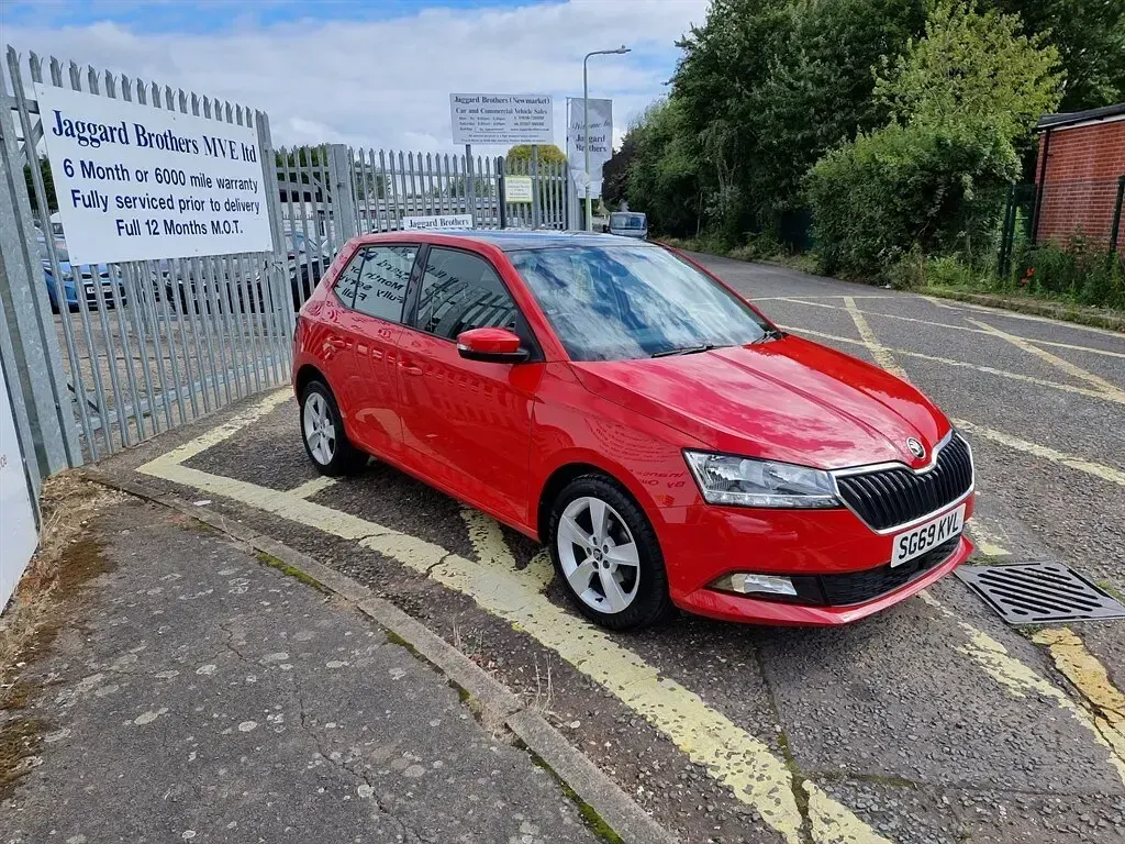 Used Skoda Fabia SE L 95 HP (69 kW) 2019 Red Hatchback