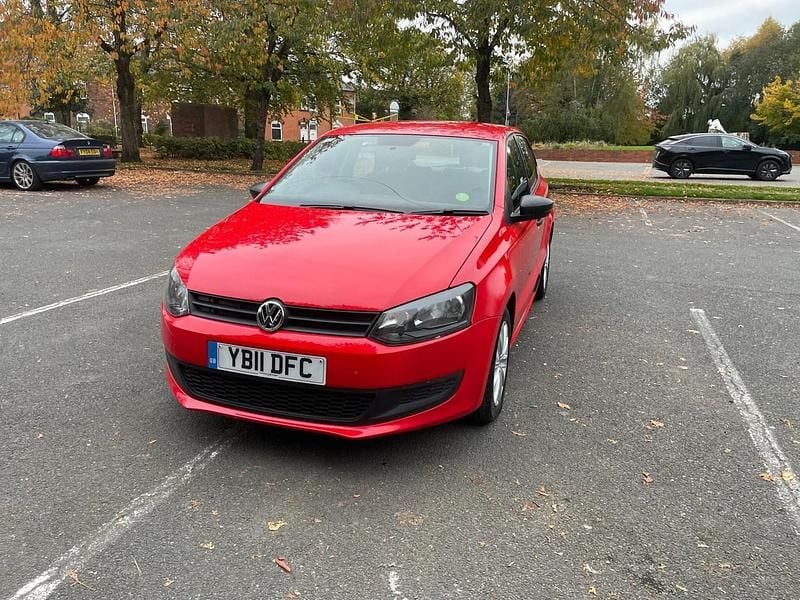 Red Used 2011 VW Polo S Hatchback | £4,150 (Good price) - Image 1/4
