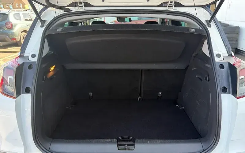 Second-hand Vauxhall Crossland X 82 CP (60 kW) 2018 Alb SUV