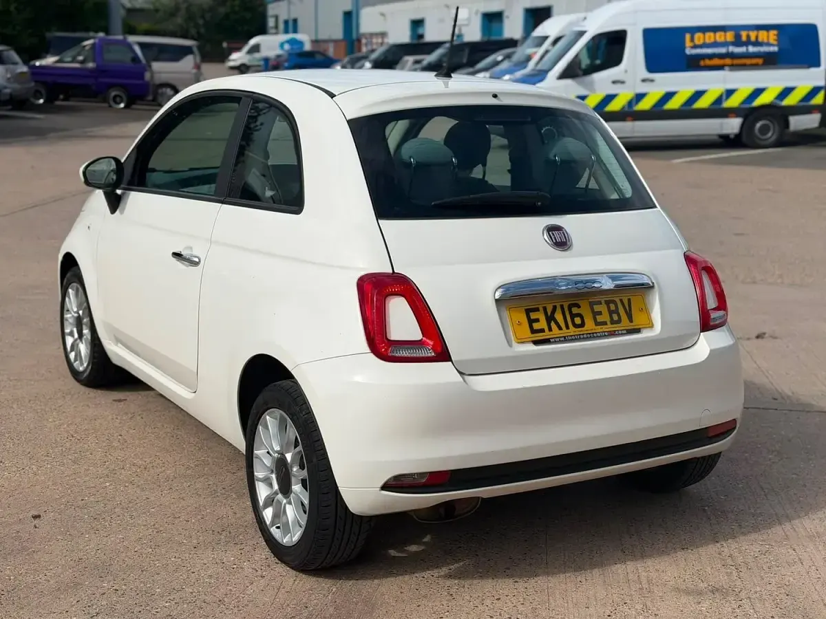 Used Fiat 500 Pop Star 69 HP (50 kW) 2016 White Hatchback