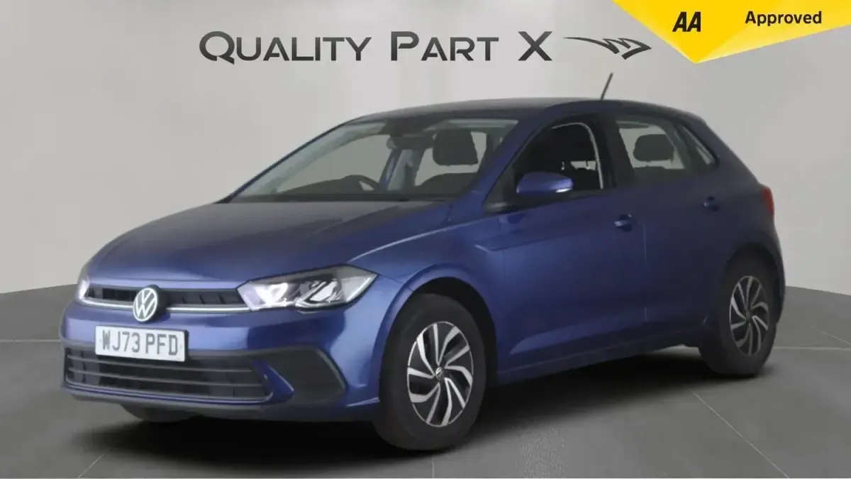 Used VW Polo Life 95 HP (69 kW) 2023 Blue Hatchback